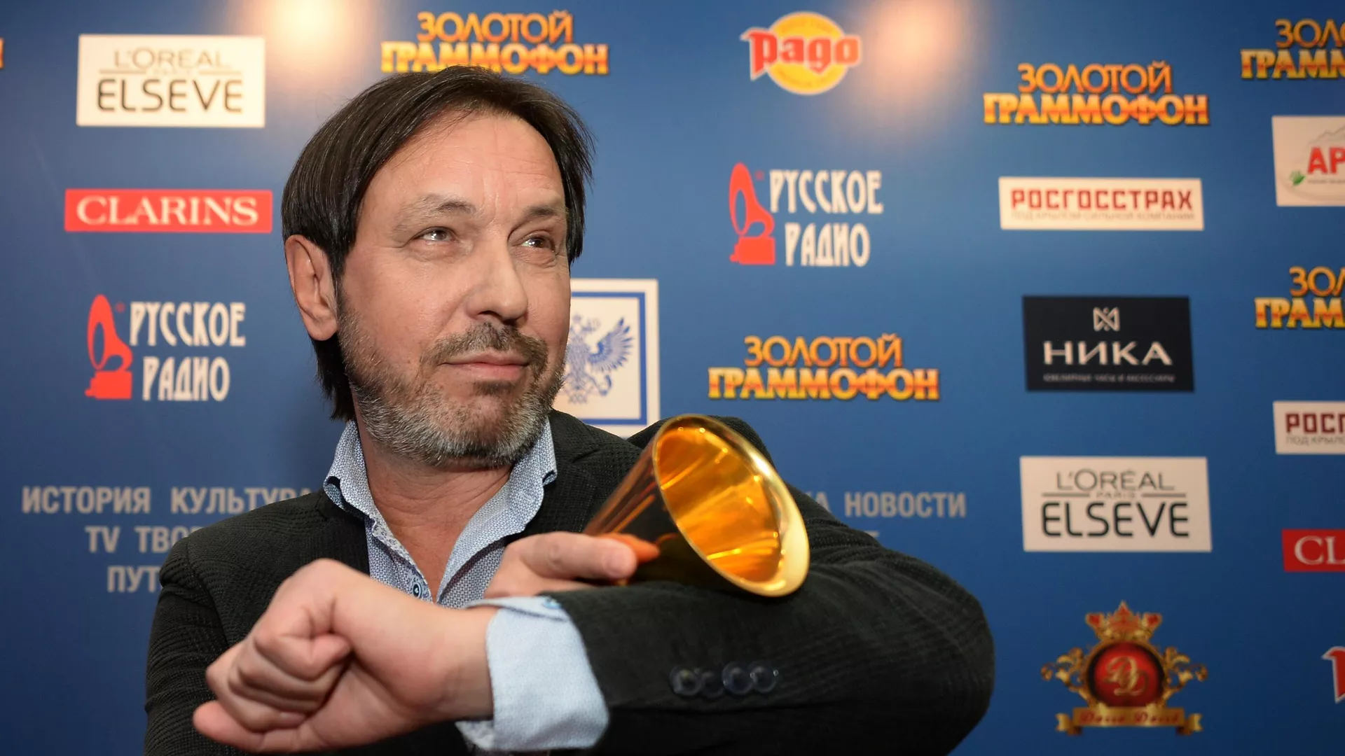Тяжелобольной Николай Носков начал брать заказы на выступления