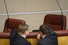 Депутатов Удмуртии заставят оплачивать проезд в случае прогула
