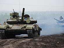 ЛНР отвела танки от линии соприкосновения