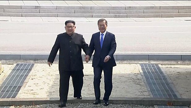 Лидеры двух Корей посетят священную гору Пэктусан