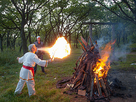 Протоиерей РПЦ: Неоязычество подбрасывают силовикам и спортсменам