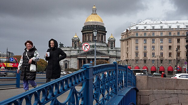 Появились памятки по курортному сбору для туристов Петербурга