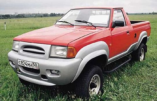 НАМИ «Гренадёр» 4x4 – внедорожник с шасси от «Буханки» и кузовом Москвича.