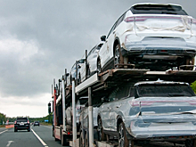 Импорт автомобилей из КНР в Россию рухнул на 56%