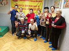 Посетители центра социального обслуживания «Ново-Переделкино» приняли участие в спортивных конкурсах