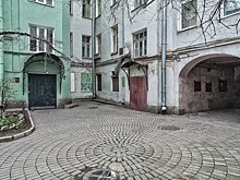 Между муниципалитетами Петербурга распределят субсидии на обустройство дворов