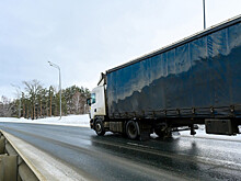 Грузовик сбил школьницу в Красноярском крае