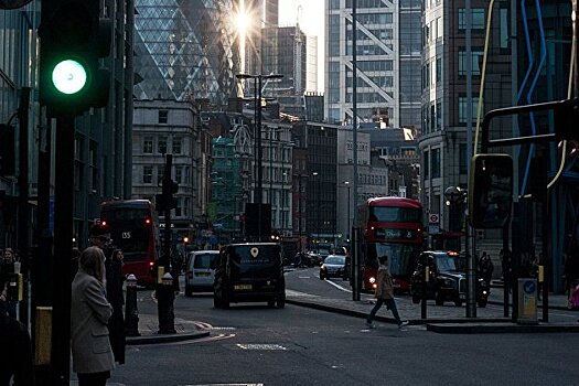 Почему мировая экономика восстанавливается, но все вокруг дорожает