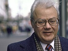 «Неужели КГБ прекратил погоню?» Как самый могущественный беглец из СССР стал миллионером, жил в страхе и умер в нищете