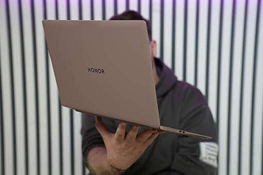 "Газета.Ru" протестировала легкий, тонкий и быстрый ноутбук HONOR MagicBook Art 14