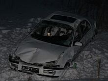 На трассе под Орлом Opel улетел в кювет: есть пострадавшие