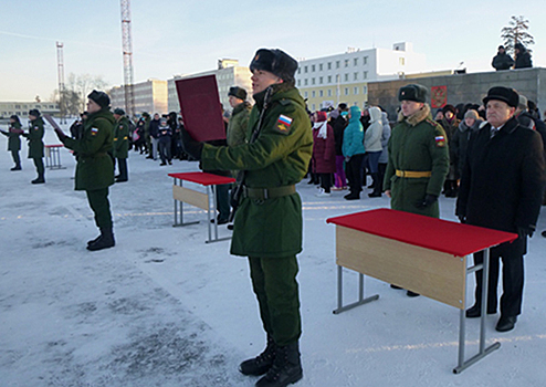 В легендарном Краснознаменной артиллерийском полку ЦВО прошел ритуал приведения молодых солдат к Военной присяге