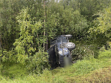 В Салехарде при опрокидывании автомобиля пострадала девушка