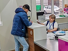 Жители города в Карелии сутками не могут забрать посылки с почты