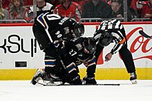 Александр Алексеев получил очередную травму, защитник «Вашингтона» — самый невезучий россиянин в НХЛ