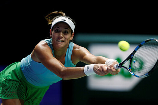 Испанка Мугуруса вышла в четвертьфинал теннисного турнира в Дубае