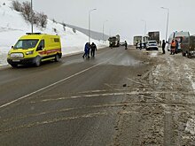 В Татарстане вахтовый автобус столкнулся с грузовиком