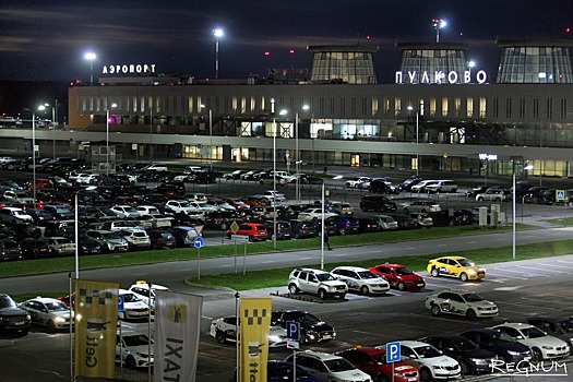 Парковка у аэропорта Пулково взлетела в цене