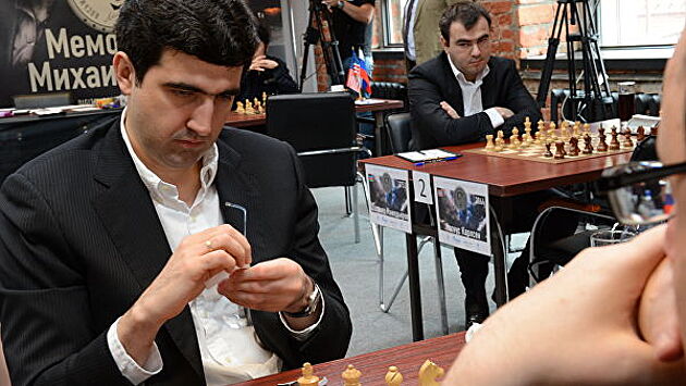 Крамник сыграл вничью с Карлсеном