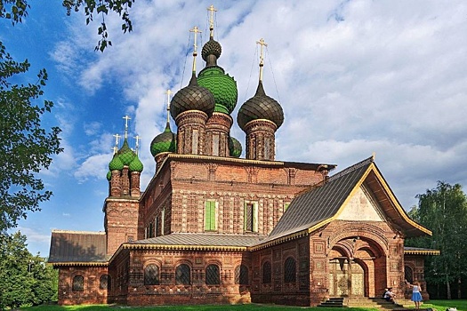 На реставрацию храма в Ярославле с тысячерублевой купюры выделено еще 828 млн