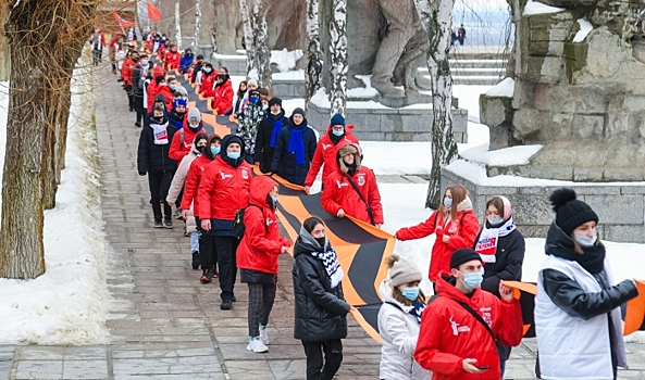 Волгоградцы почтили память героев Сталинграда
