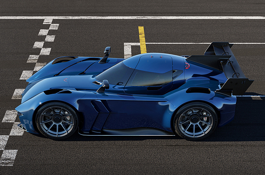 Электромобиль проехал круг по треку за 1 минуту 24,4 секунды. Экс-пилоту Формулы-1 Максу Чилтону удалось на 3,907 секунды обойти быстрейшую гоночную машину DTM, которая выступила в квалификации четыре года назад.