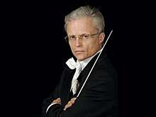 Mash: дирижер Владимир Понькин отдал два миллиона рублей мошенникам