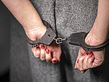 Сотрудница тюрьмы получила срок за роман с заключенным