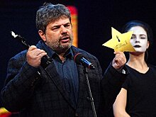 Театр в Эстонии уволил режиссера из России из-за заявлений о «тухлой русофобии»