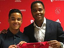 Патрик Клюйверт считает, что его сыну рано играть за "Барселону"