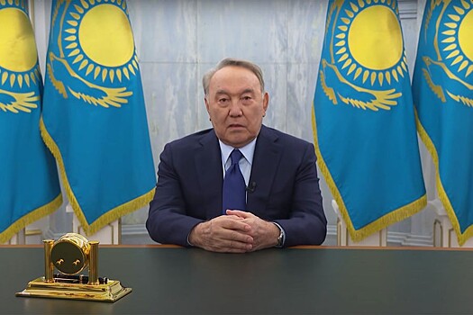 Назарбаева лишили титула елбасы