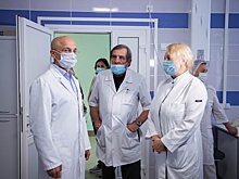 Элиссан Шандалович побывал в Детской республиканской больнице, где за счет бюджета Карелии провели ремонт