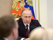 Путин предложил освободить от налогов самозанятых россиян