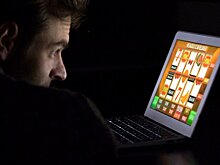 Депутат Крупник предложил криминализировать любую рекламу онлайн-казино в РФ