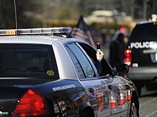 Неизвестный открыл огонь в полицейском участке в США