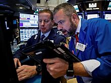 Биржи Европы незначительно колеблются