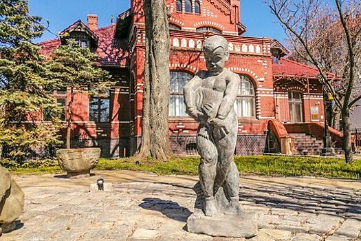 В Зеленоградске рядом с краеведческим музеем установили скульптуру 1928 года