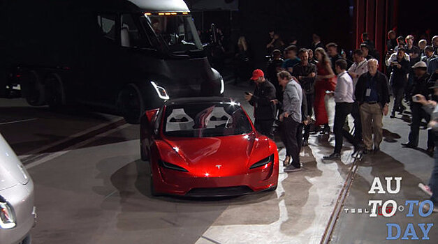 Стали известны все подробности о новом быстром родстере Tesla