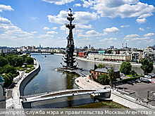 Ученые научились определять содержание пластика в Москве-реке с помощью касторки