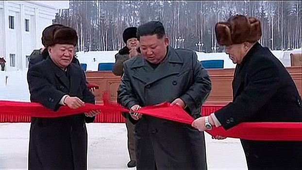 В КНДР торжественно открыли новый «город - утопию»