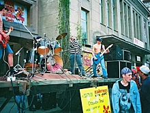 Наш Арбат, сенбаз и кофе с пенкой: Каким был Краснодар в 90-е?
