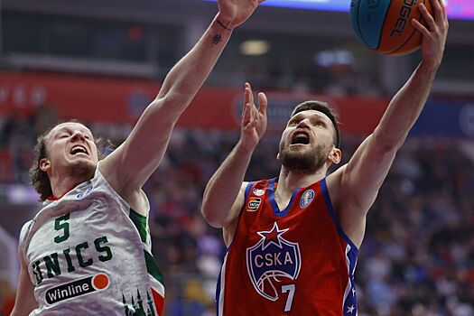 «Смогли умно сыграть». Защитник ЦСКА Ухов — о поражении в матче с «Мегой»