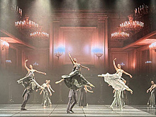 В Ханое прошла премьера спектакля "Анна Каренина" театра балета Эйфмана