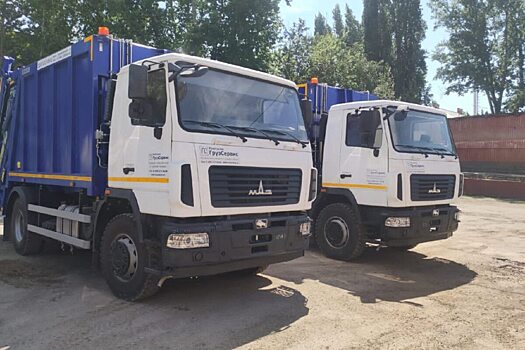 Регоператор: на маршруты в Аткарском районе вышли новые современные мусоровозы