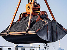 Россия продала Китаю тысячи тонн угля со скидкой