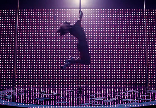 Джей Ло танцует у шеста в трейлере фильма «Стриптизерши»