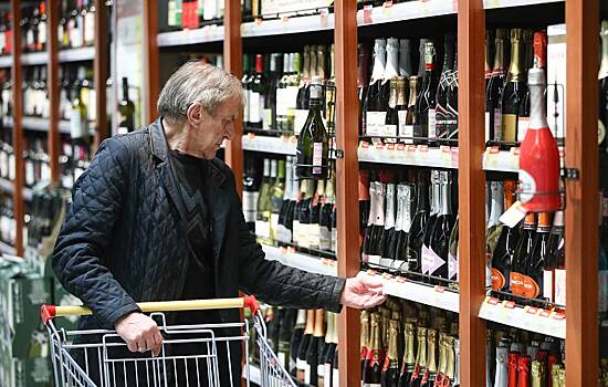 Производители призвали поднять цены на шампанское