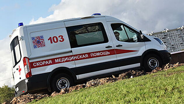 В Москве женщина 20 минут удерживала выпавшую из окна соседку