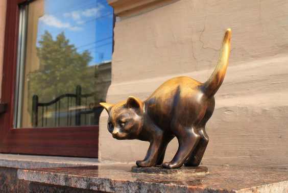 Памятник котенку Фунтику