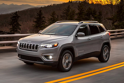 Jeep Cherokee отзывают в России дважды за месяц